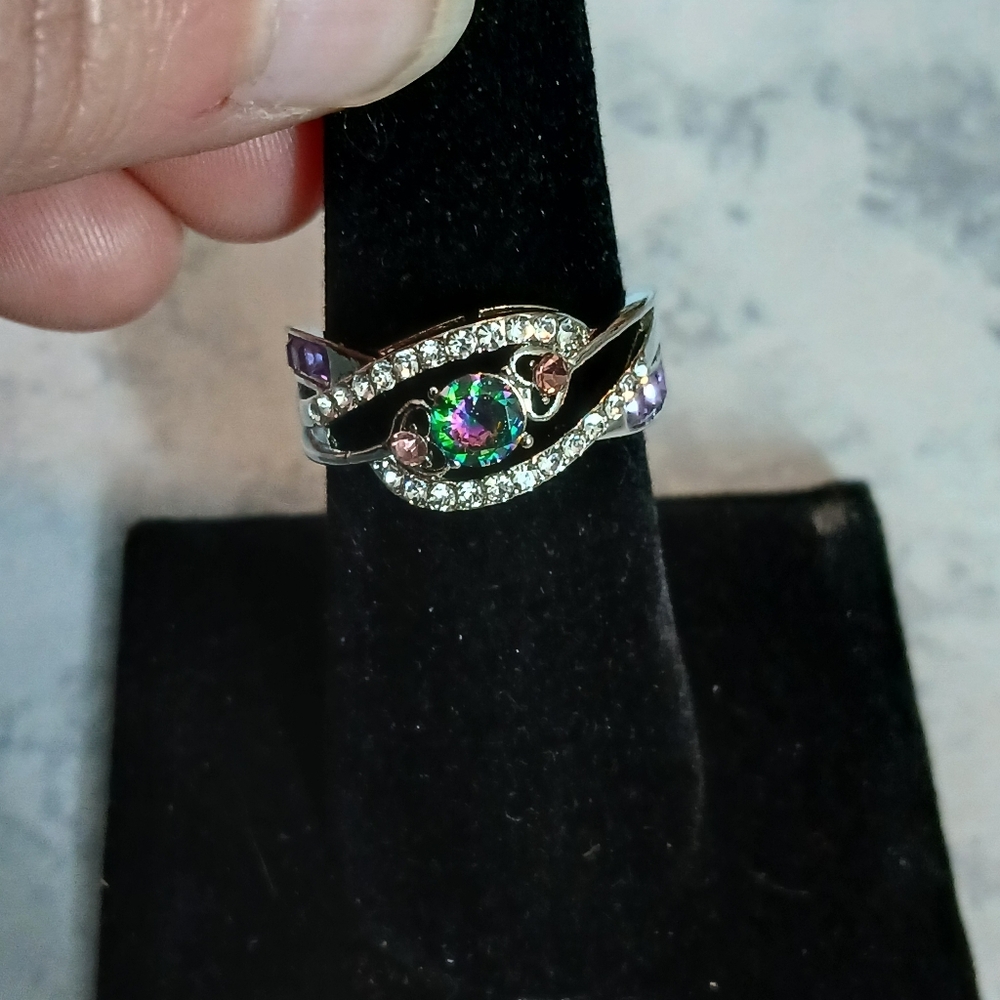 Elegant Silver and Purple Women's Ring